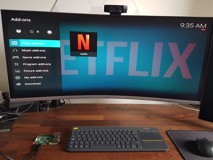 Możesz teraz wprowadzić dane logowania i zacząć cieszyć się wszystkimi ulubionymi programami i filmami Netflix za pośrednictwem swojego Raspberry Pi!